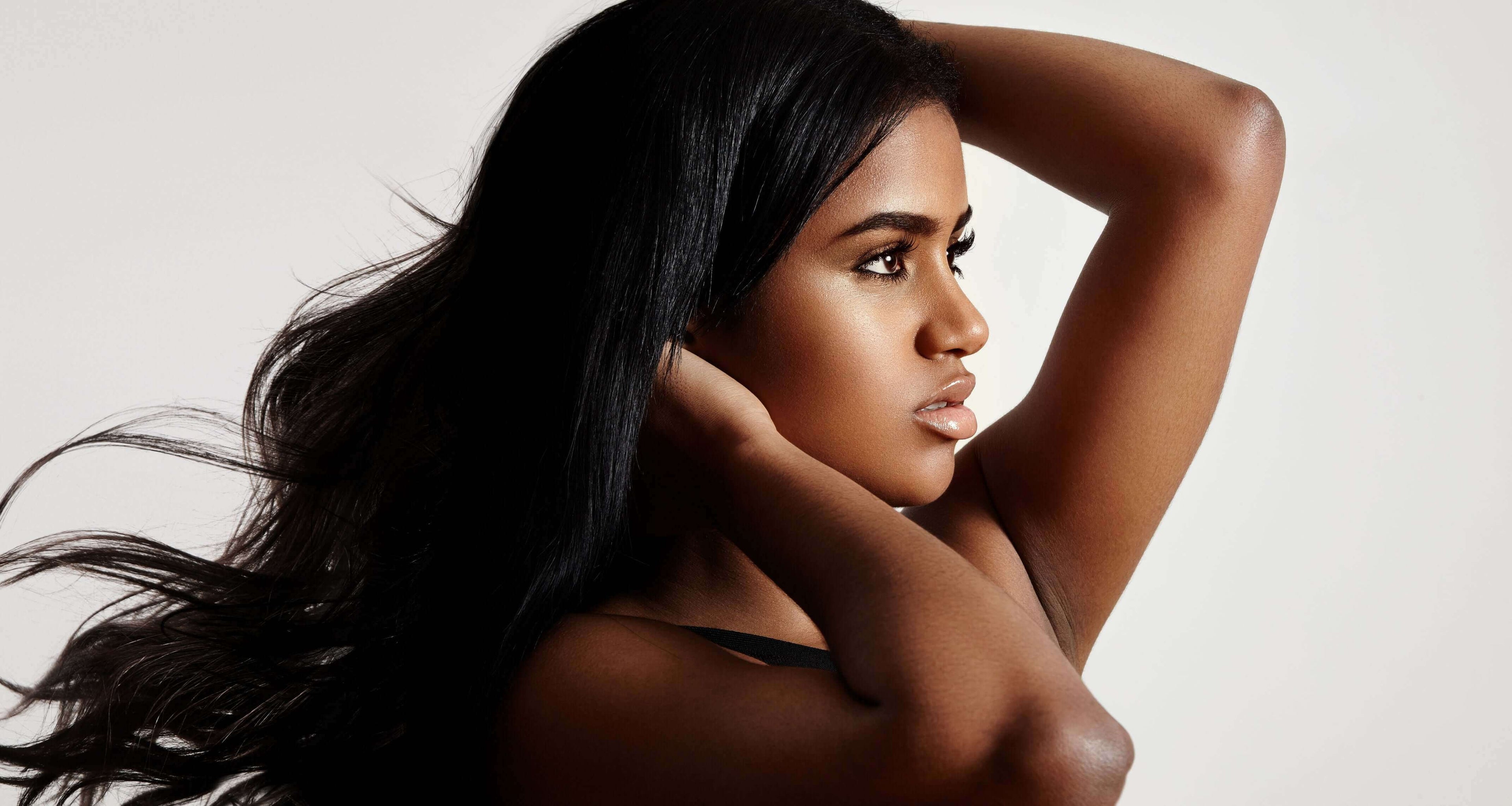 Leading raw Indian hair vendor supplying 100% unprocessed temple hair bundles to wholesale USA salons